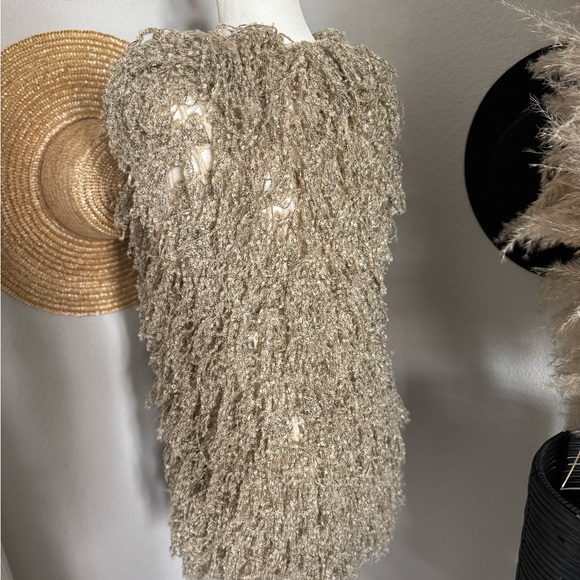 Fringe Vest - Picture 4 of 5